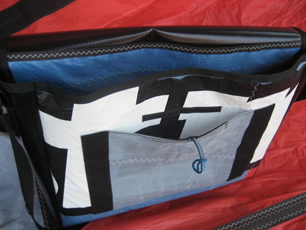 kitebag messenger 012